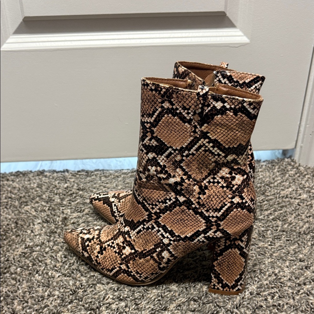 Snakeskin Patterned Ankle Boots - Picture 1 of 6